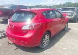 2013 MAZDA MAZDA3 GS-SKY