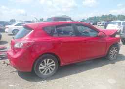 2013 MAZDA MAZDA3 GS-SKY