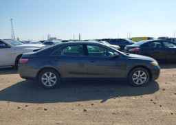 2008 TOYOTA CAMRY LE