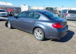 2010 INFINITI G37