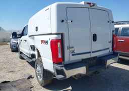 2024 FORD F-350 XLT