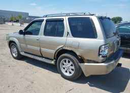 2002 INFINITI QX4