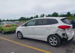 2014 KIA RONDO
