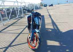 2022 KTM 890 DUKE R