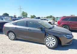 2015 CHRYSLER 200 LX