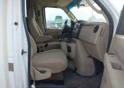 2012 FOREST RIVER Sunseeker 2900