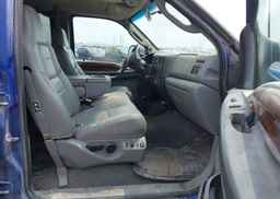 2003 FORD F-350 LARIAT
