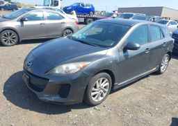 2013 MAZDA MAZDA3