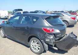 2013 MAZDA MAZDA3