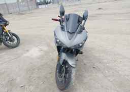 2016 YAMAHA YZFR3