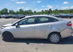 2014 FORD FIESTA SE