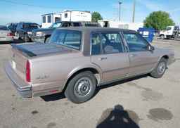 1988 OLDSMOBILE 98 REGENCY BROUGHAM