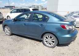 2010 MAZDA MAZDA3