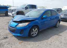 2013 MAZDA 3 I