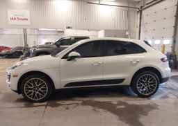 2017 PORSCHE MACAN