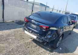2018 MAZDA 3 GRAND TOURING