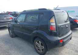 2010 KIA SOUL +