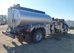 2021 KENWORTH T440