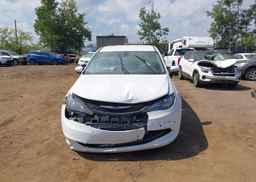 2018 CHRYSLER PACIFICA L