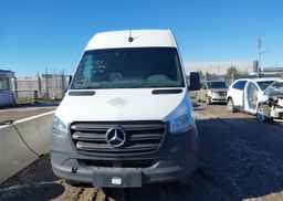 2022 MERCEDES-BENZ SPRINTER 2500