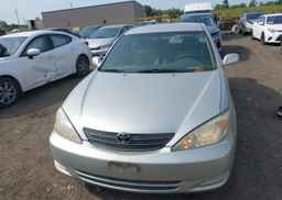 2004 TOYOTA CAMRY LE