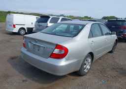 2004 TOYOTA CAMRY LE