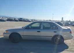 2002 TOYOTA COROLLA CE