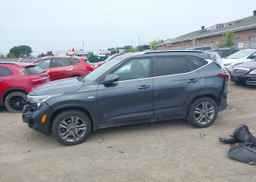 2021 KIA SELTOS EX