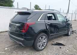 2024 CADILLAC XT5