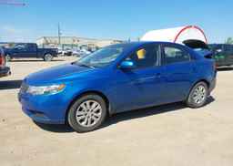 2013 KIA FORTE 2.0L LX