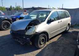 2004 TOYOTA SIENNA CE