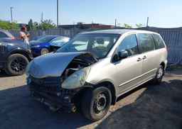 2004 TOYOTA SIENNA CE