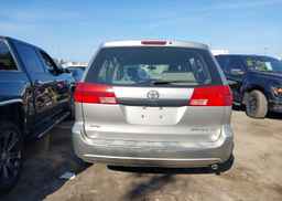 2004 TOYOTA SIENNA CE