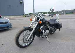 2005 HONDA VT750 CD
