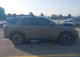 2024 NISSAN PATHFINDER ROCK CREEK