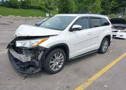2016 TOYOTA highlander xle