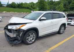 2016 TOYOTA highlander xle