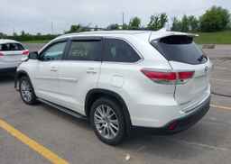 2016 TOYOTA highlander xle