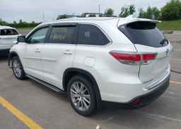 2016 TOYOTA highlander xle