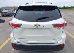 2016 TOYOTA highlander xle