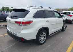 2016 TOYOTA highlander xle