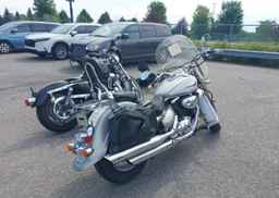 2004 SUZUKI VL800
