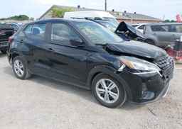2024 NISSAN KICKS