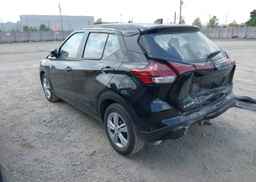 2024 NISSAN KICKS