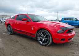 2011 FORD MUSTANG V6