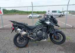 2018 TRIUMPH MOTORCYCLE EXPLORER XCX