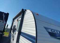 2022 GULF STREAM CONQUEST LITE 199 DD