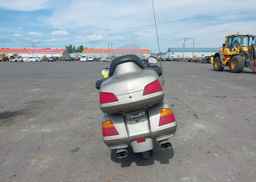 2002 HONDA GL1800 A