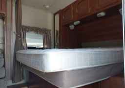 2013 COACHMEN FREEDOM EXPRESS