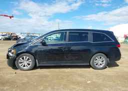 2016 HONDA Odyssey se